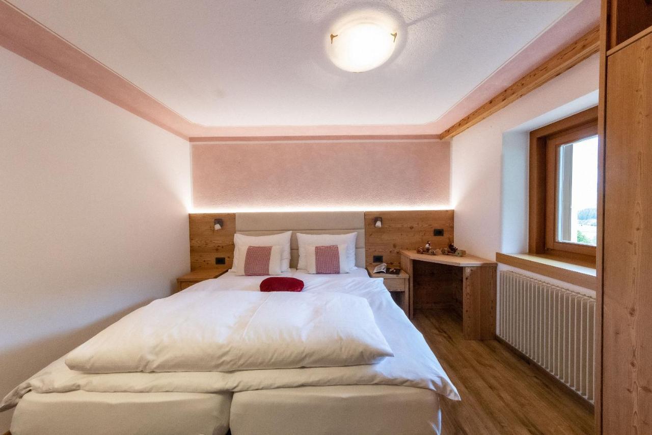Ciasa Rosra Lägenhet La Villa  Exteriör bild