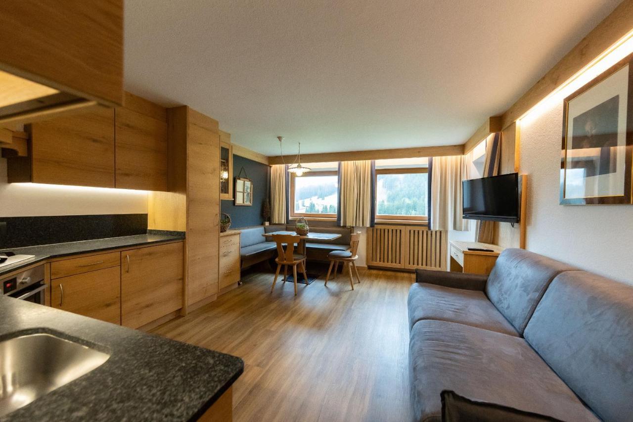 Ciasa Rosra Lägenhet La Villa  Exteriör bild