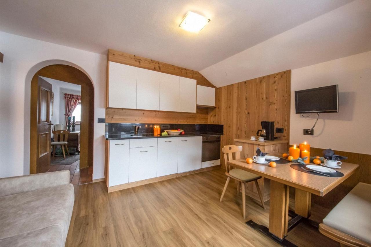 Ciasa Rosra Lägenhet La Villa  Exteriör bild