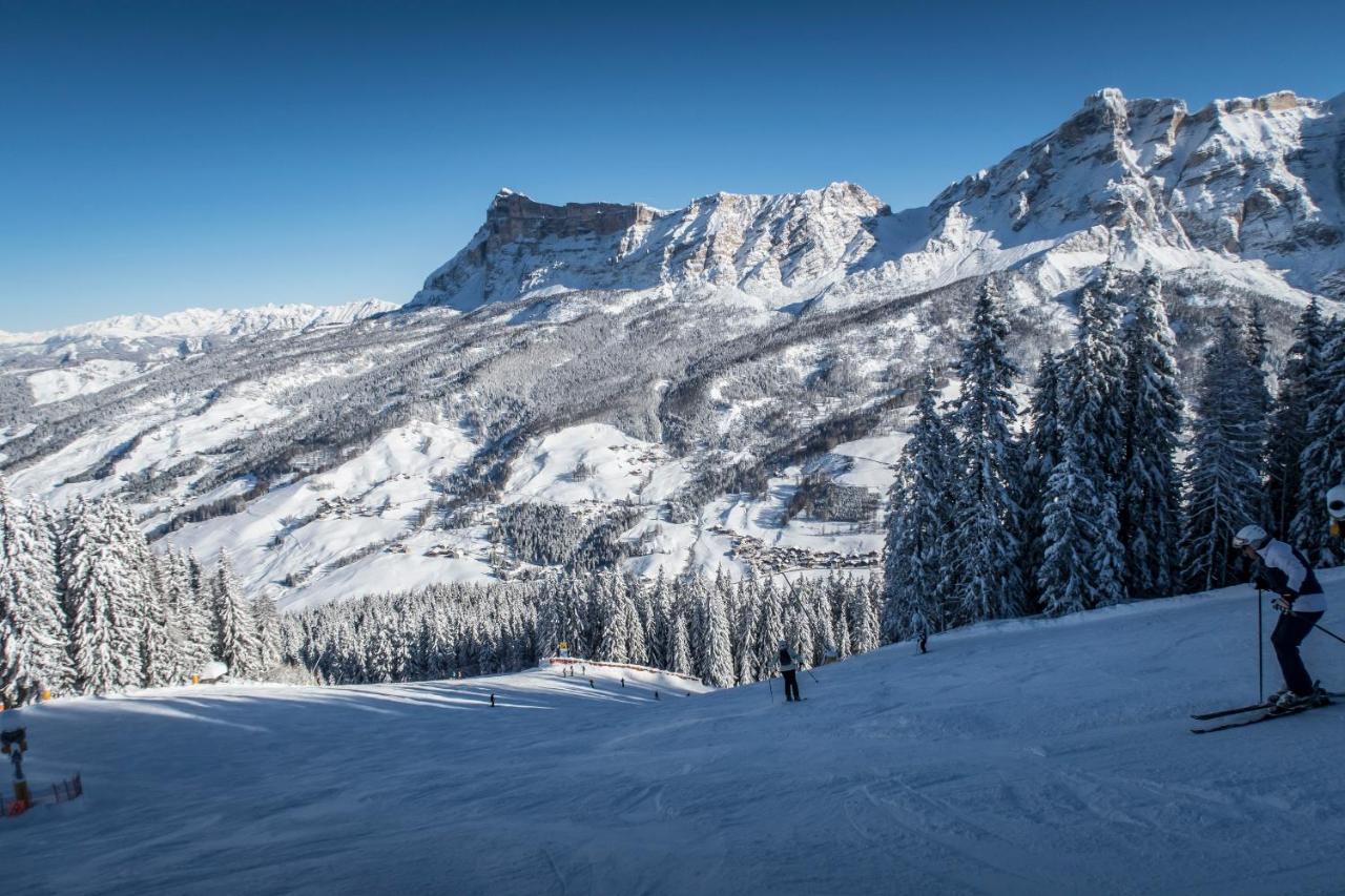 Ciasa Rosra Lägenhet La Villa  Exteriör bild